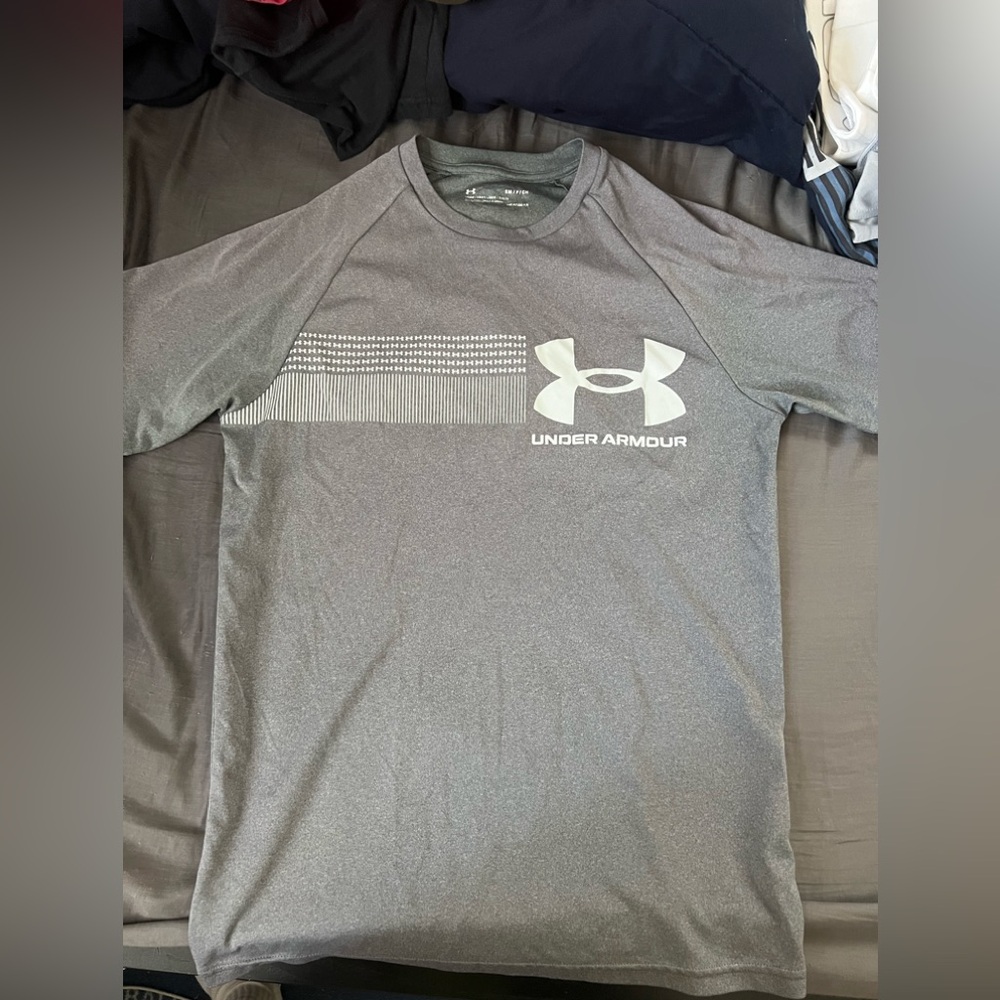 Men’s Dri-fit Under Armour Shirt